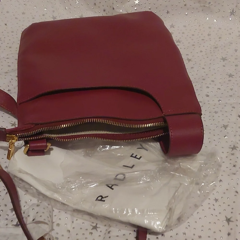 Radley Pockets Icon Small Zip Top Crossbody Bag - Red